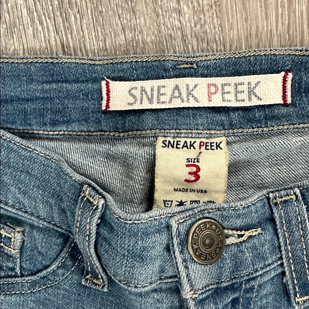 Distressed jeans - Picture 3 of 3